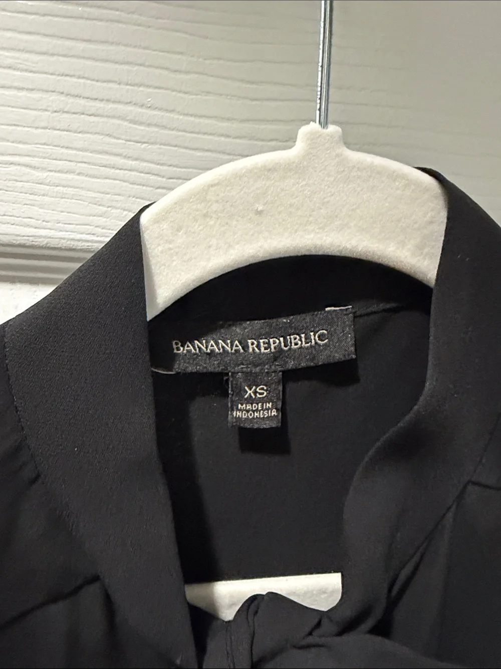 Banana Republic sleek black